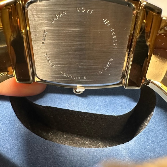 Avon Gold Stainless Steel Watch- vintage main image 8